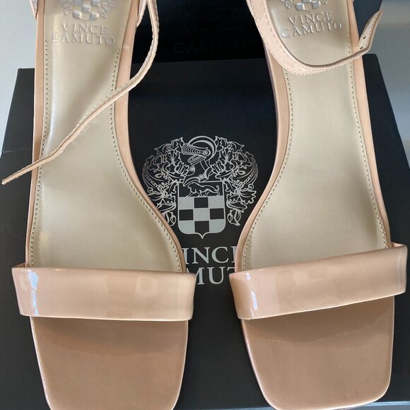Vince Camuto nude patent leather heel - Picture 12 of 16